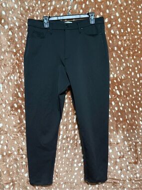 sofia by sofia vergara Black Curvy Rosa Stretch Pants